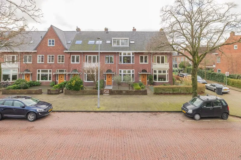 House Image 2