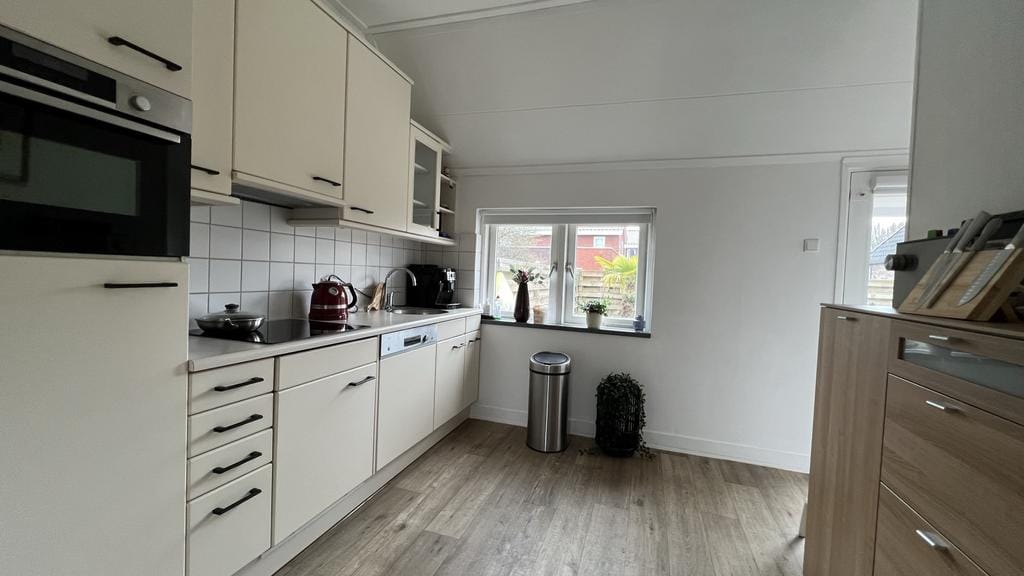 House Image 4