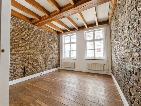 House Image 2