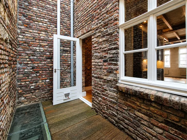 House Image 3