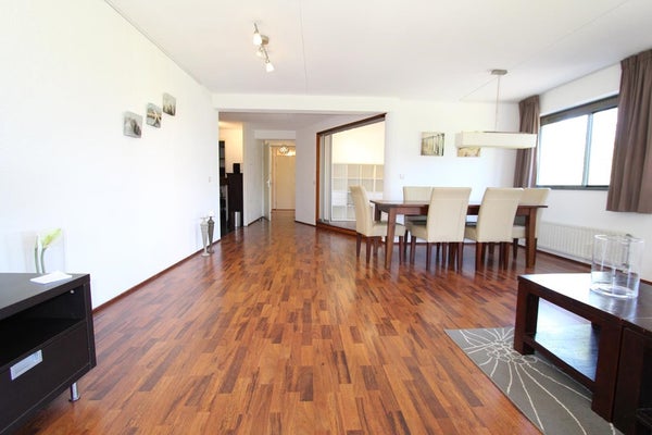 House Image 5