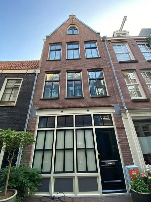 House Image 3