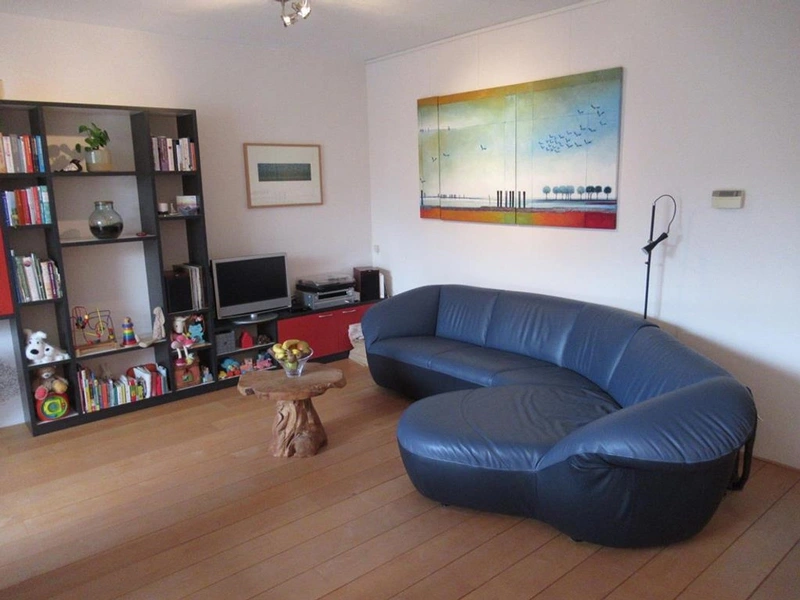 House Image 3