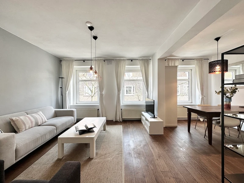 House Image 2