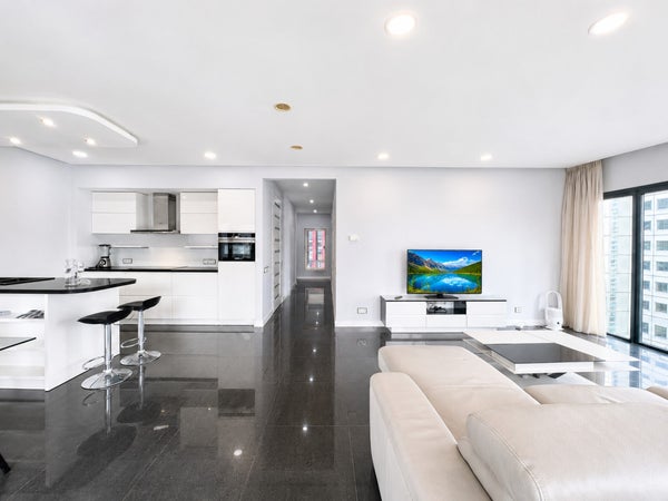 House Image 5