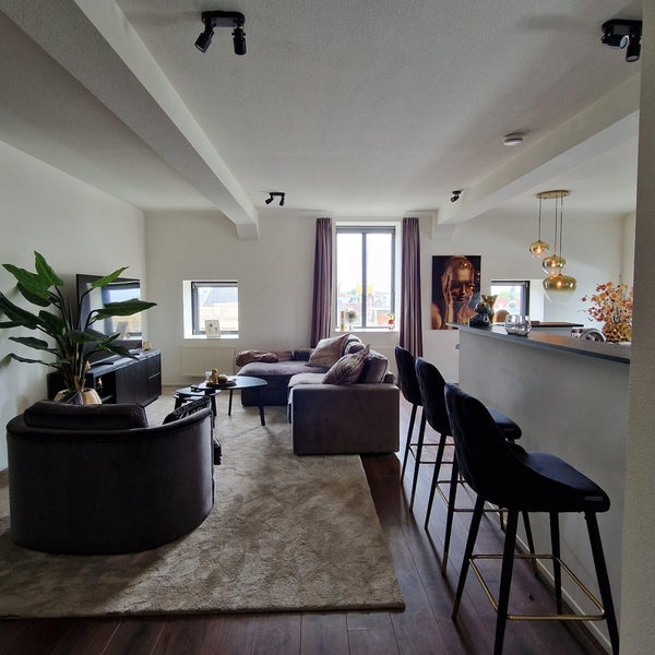 House Image 2