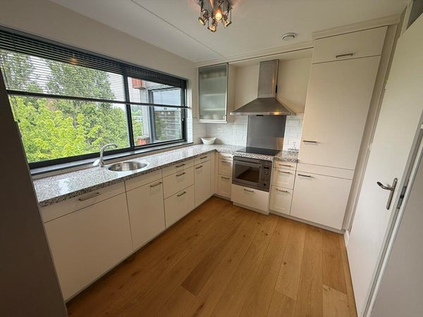 House Image 4