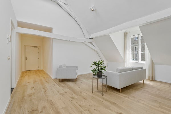 House Image 2