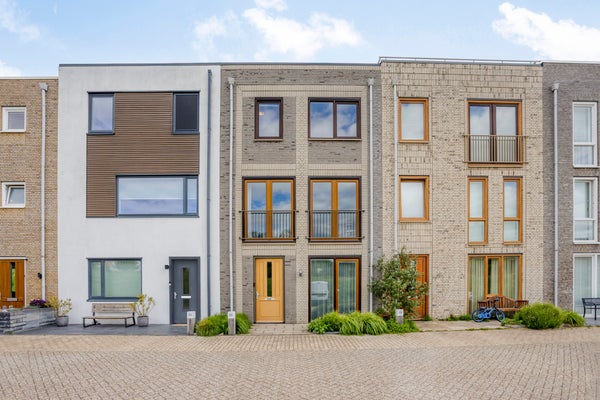 House Image 2