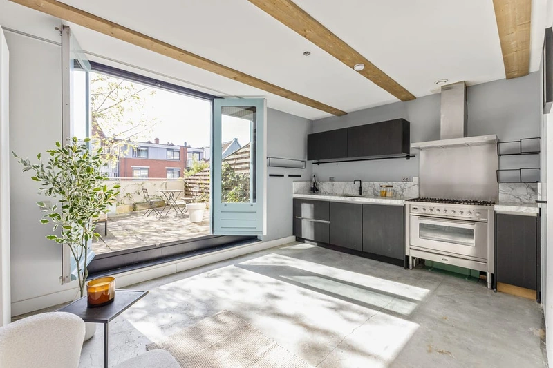 House Image 2