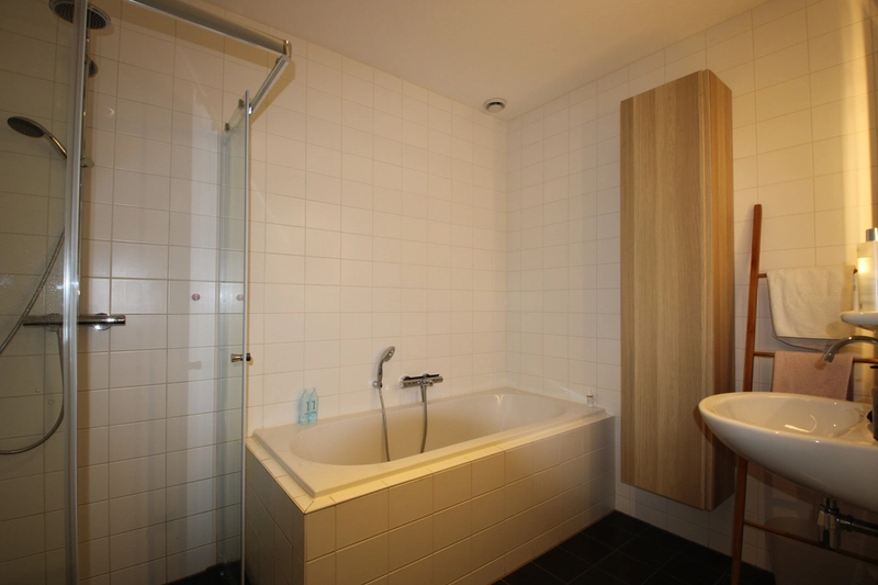 House Image 5