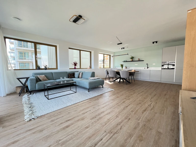House Image 3