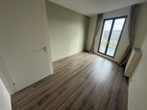 House Image 5