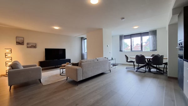 House Image 2