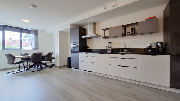 House Image 4