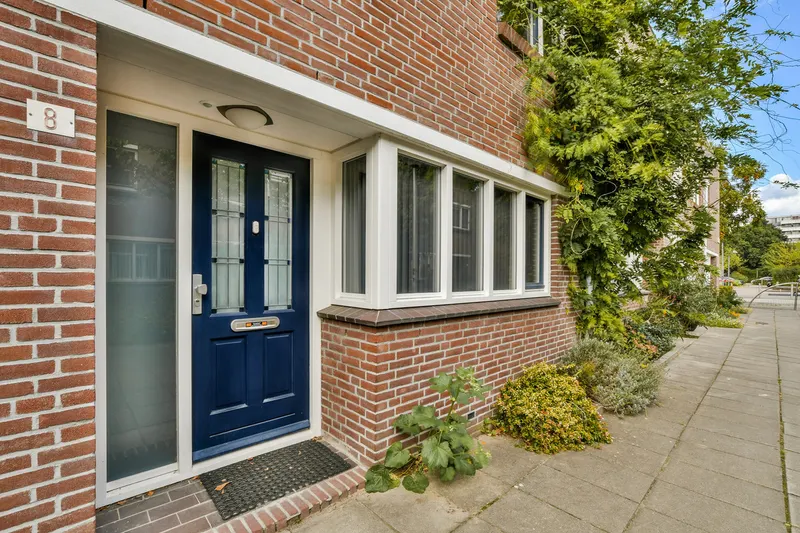 House Image 2