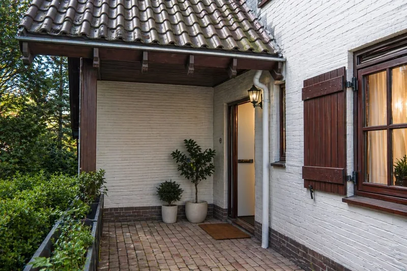 House Image 4