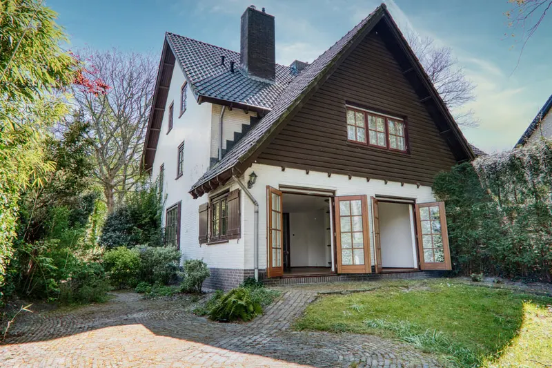 House Exterior