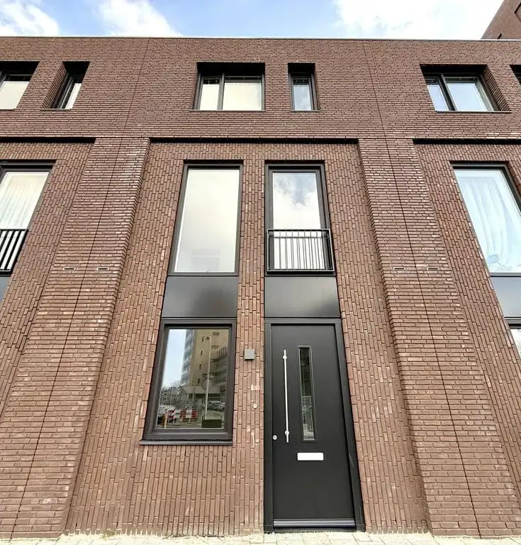 House Image 2