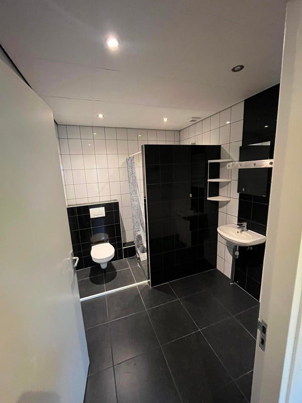 House Image 3