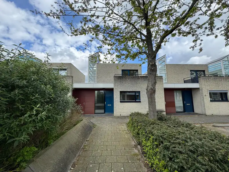 House Image 2