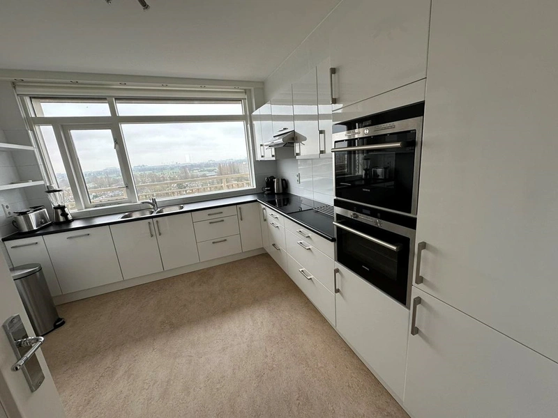 House Image 5
