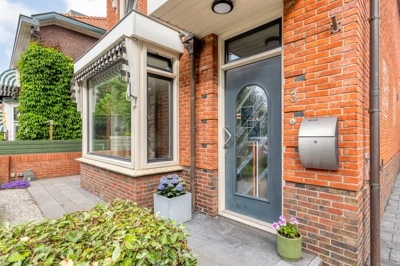 House Image 2