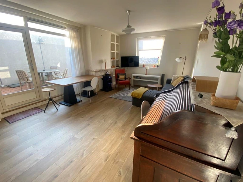 House Image 2