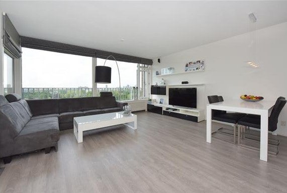 House Image 4