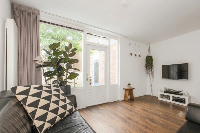 House Image 3