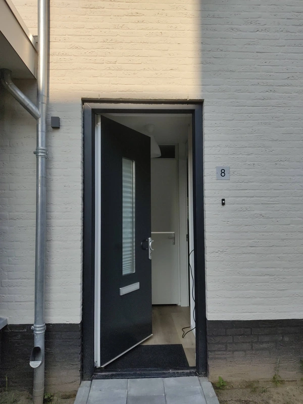 House Image 2