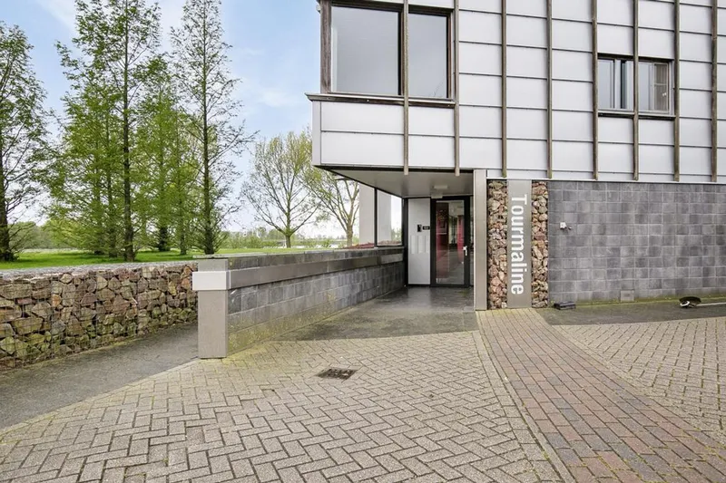 House Image 2