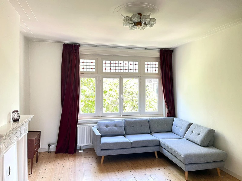 House Image 2