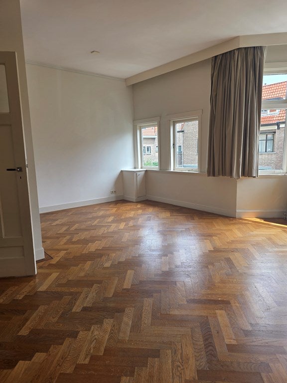 House Image 5