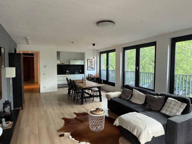 House Image 4