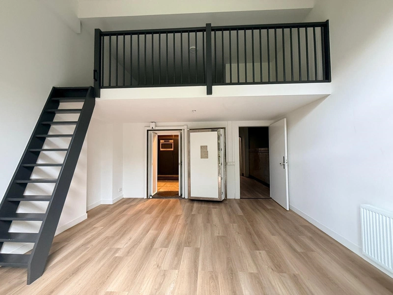 recent house