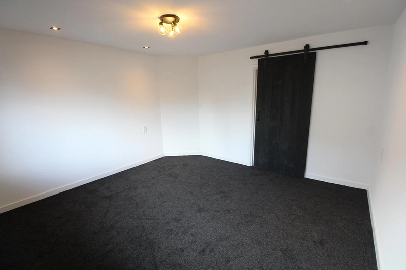 House Image 5