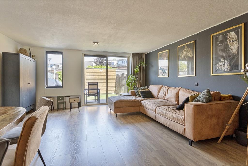 House Image 2