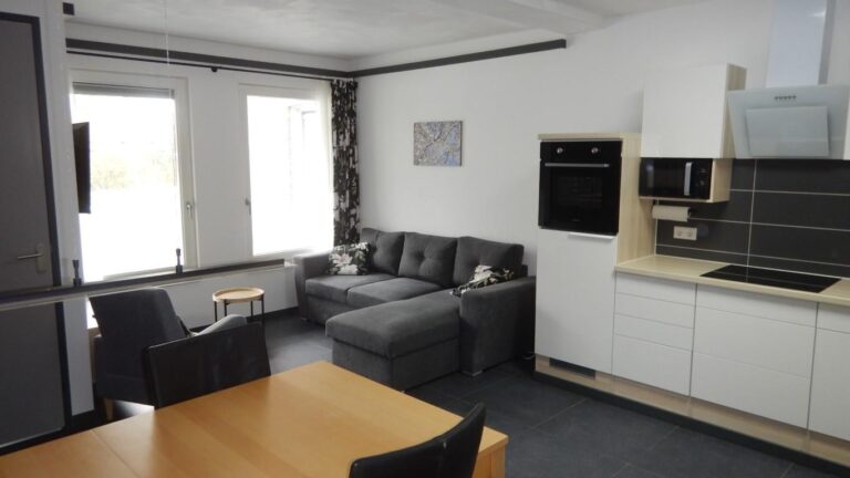 House Image 3
