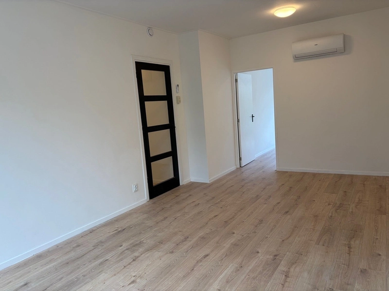 House Image 2