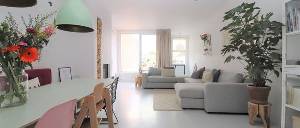House Image 2