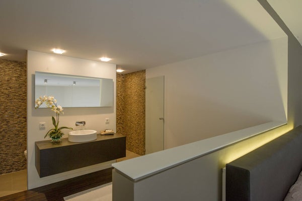 House Image 4