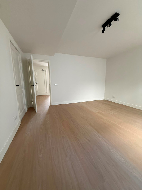 House Image 5