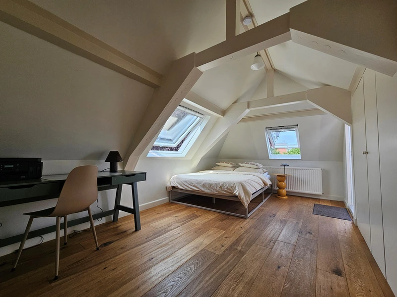 House Image 4