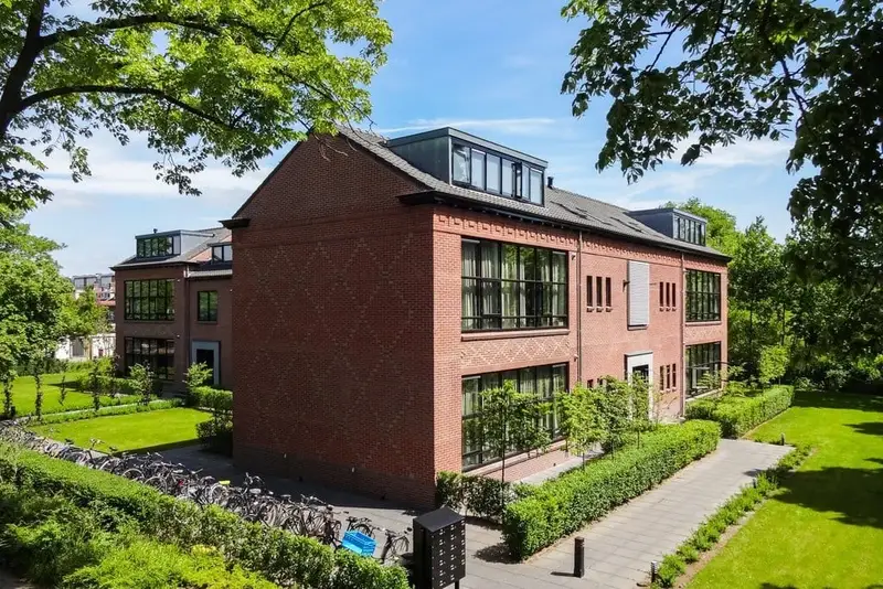 House Image 2