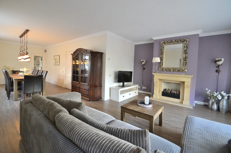 House Image 2