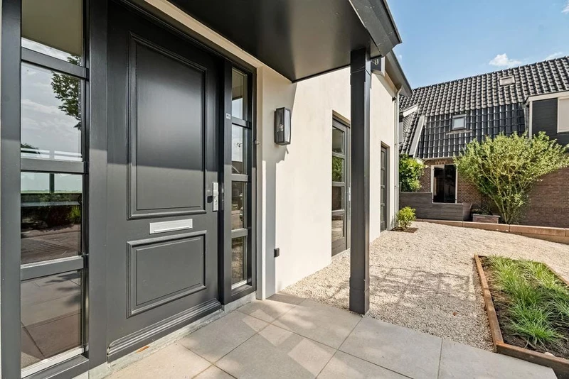 House Image 3