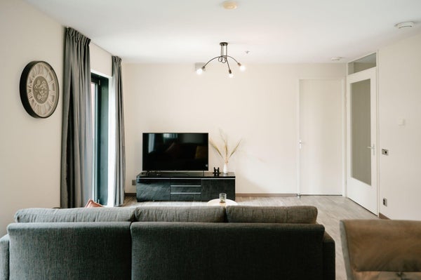 House Image 5