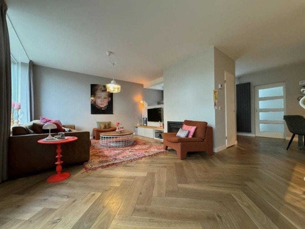 House Image 4