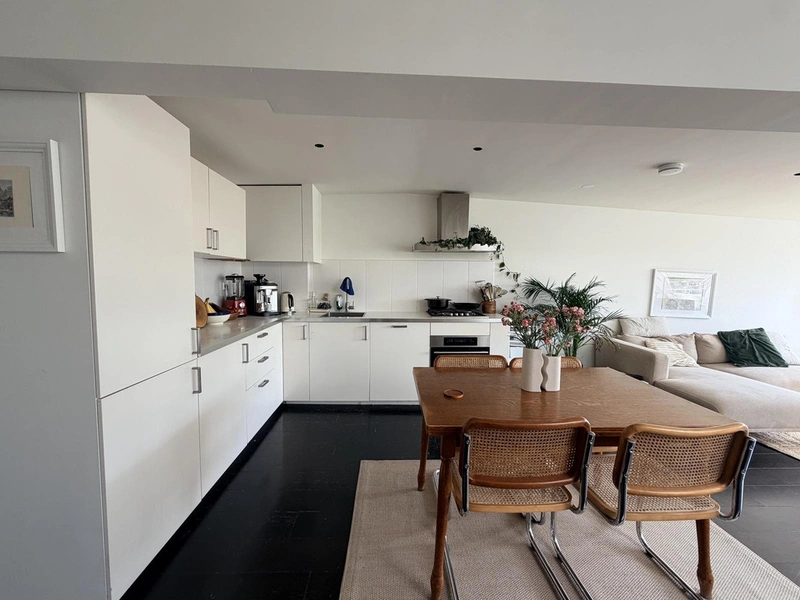 House Image 5